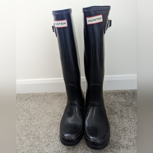 Hunter Glossy Black Women's Rain Boots - Picture 5 of 9